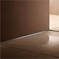 ... CeraWall P mit fast unsichtbarem Ablaufprofil, sowie...