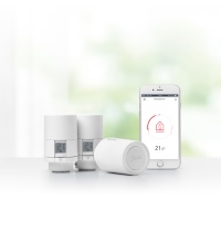 Die Wunsch-Temperatur stets auf dem Schirm: Der neue programmierbare und per App steuerbare Thermostat Eco von Danfoss bringt mehr Komfort ins Zuhause und hilft, die Energiekosten um bis zu 30 Prozent zu reduzieren.<br />Bilder: Danfoss