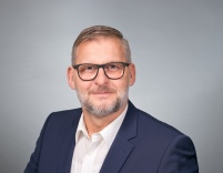 Der Vertriebsspezialist Peter Albrecht betreut ab sofort.......