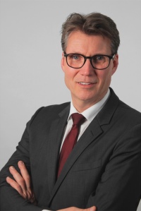 Dr. Roger Schönborn<br />Bild: Rehau