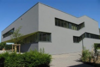 95 Scheiben schaltbares Sonnenschutzglas sorgen im Science College Overbach für ein angenehmes Raumklima. Fotos: EControl-Glas<br />