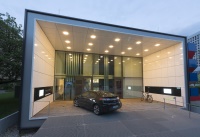 Außenansicht auf das „Effizienzhaus Plus“ in Berlin. Bild: BEA (D. Gust)<br />