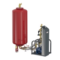 Der pumpengesteuerte Druckhalteautomat Flamcomat aus dem Hause Flamco hält nicht nur den Anlagendruck der geschlossenen Heizungs- oder Kühlanlage nahezu konstant (+/- 0,2 bar), er speist bei Bedarf auch Wasser nach und entgast das Ausdehnungswasser der gesamten Anlage.<br />Bild: Flamco