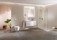 Der Matchwinner im Bad: Das Dusch-WC Geberit AquaClean Sela bietet eine hygienische Reinigung mit Wasser und sorgt somit für mehr Wohlbefinden. 