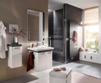 Die Badserie Renova Comfort von Geberit zeichnet sich durch ein modernes Design aus und zeigt, wie gut eine altersgerechte Badausstattung aussehen kann. 