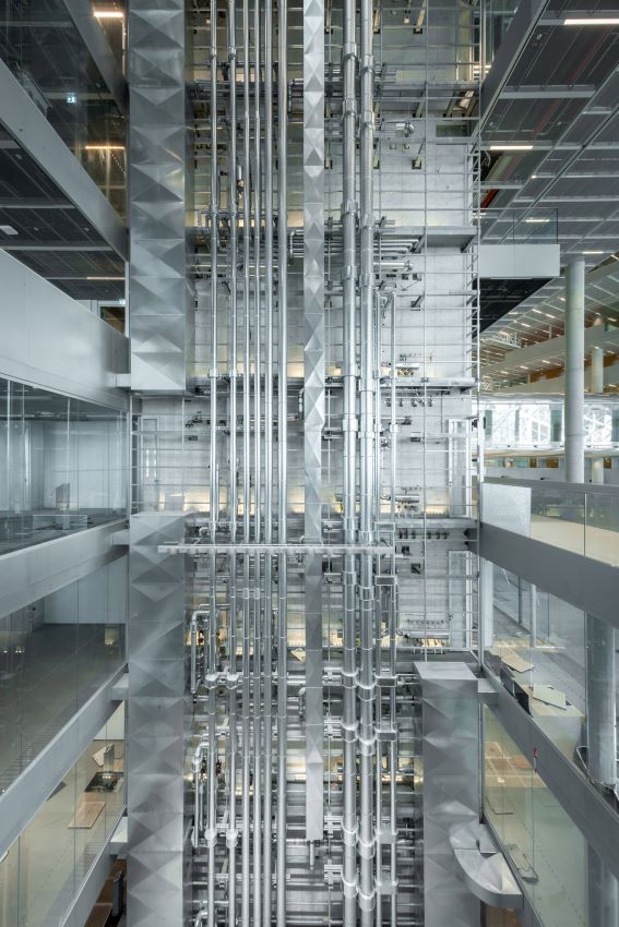 "Lichthof" wird der offen zugängliche Bereich im Axel-Springer-Neubau...