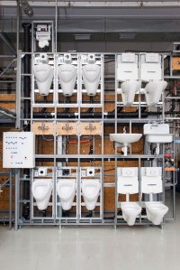 Unterstützung aus der Industrie: Geberit ist langjähriger Industriepartner und hat für das Projekt Sanitärmaterial zur Verfügung gestellt. Bilder: Geberit