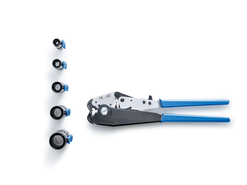 Bei der Installation der Geberit FlowFit Versorgungsleitungen...