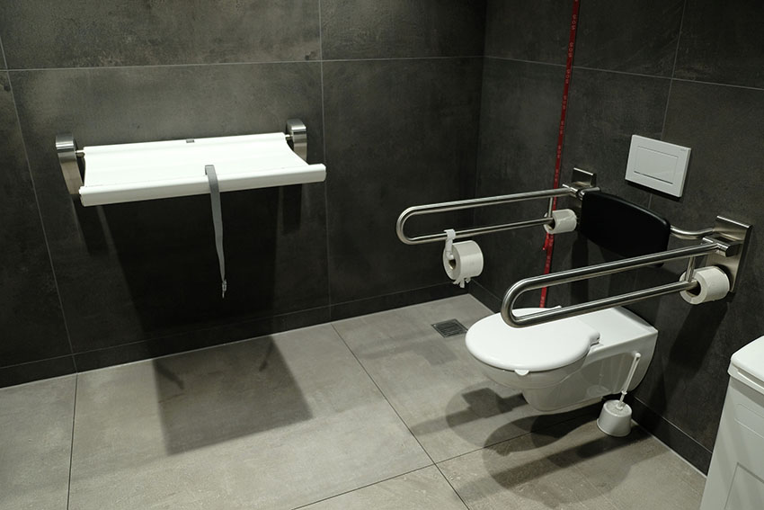 Mit seiner verlängerten Ausladung ist das Vitalis Wand-WC...
