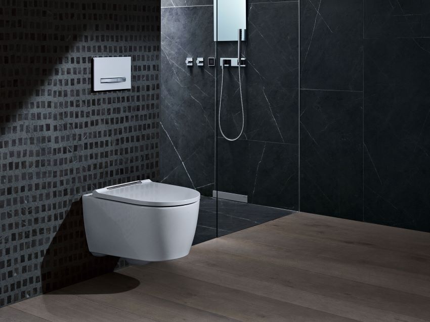 Das Geberit ONE WC besticht durch sein kompaktes Äußeres...