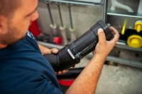 Geberit Silent-PP heißt das Rohrsystem, das in den Bädern für die Entwässerung sorgt. Mineralstoffverstärkt erfüllt es alle Anforderungen an eine schalloptimierte Abwasserinstallation.<br />Bilder: Geberit<br /><br />
