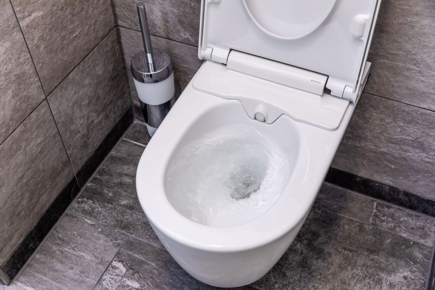 Ungewöhnliche Geometrie im AquaClean Sela von Geberit:...