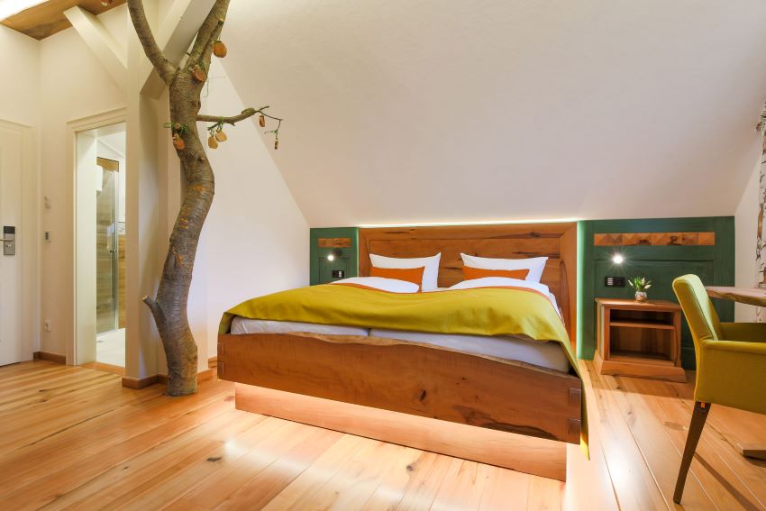 Die Hoteliersfamilie Koch liebt das Besondere: Im Baumwipfelzimmer...