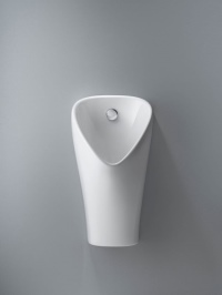 Das neue Urinal Narva ist mit einem Sprühkopf ausgestattet und verzichtet auf den Spülrand. Es ist wahlweise auch für den wasserlosen Betrieb verfügbar und eignet sich so für nahezu alle Einsatzmöglichkeiten.