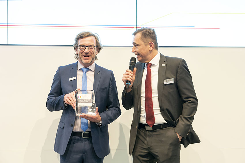 2019 zeichnet der ZVSHK auf der ISH in Frankfurt erstmalig...