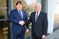 Winfried Fischer (re.) gibt zum 1.1.2019 den Staffelstab.......