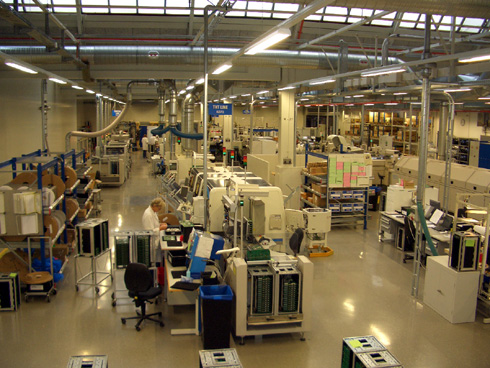 Grundfos neue Fertigungsstraße zur Produktion von Leiterplatten...