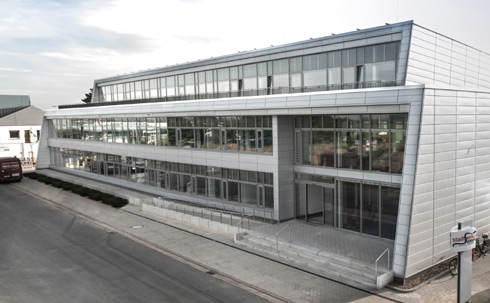 Der Neubau der Stadtwerke Verden GmbH wurde nach etwa...
