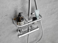 Der Duschkorb Premium als Shower-Set Modell kann dank seiner Aussparung mit allen HSK Shower-Sets kombiniert und ganz einfach vor die Brausestange montiert werden. 
