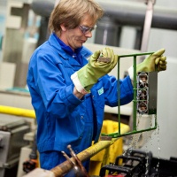 Investitionen in weiteres Wachstum „Made in Germany“: Die Hansgrohe Gruppe wendete 2011 mehr als € 11 Mio. auf, um ihre Fertigungskapazitäten in Deutschland aufzustocken. Bild: Hansgrohe