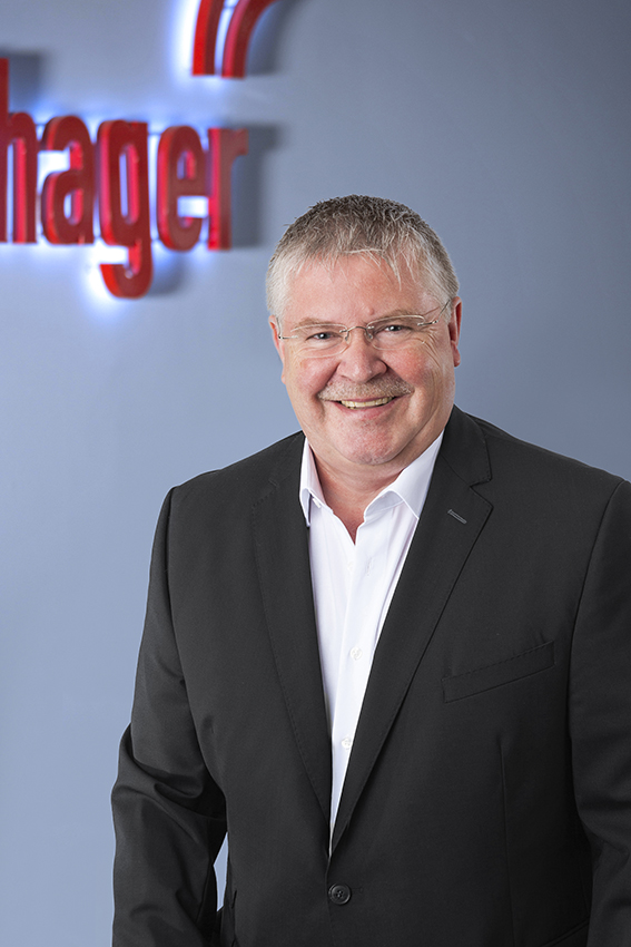 Die neuen Ansprechpartner der Windhager-Kunden in Niedersachsen:...