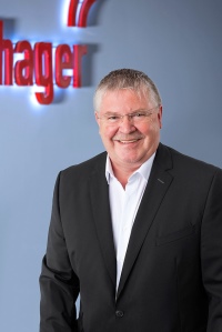 Die neuen Ansprechpartner der Windhager-Kunden in Niedersachsen: Jörg Neuhaus (oben) und Harald Karpf (unten). <br />Bilder: Windhager, Gersthofen<br />