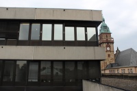 Verschattungen an Arbeitsplätzen sollten immer individuell einstellbar sein, da die Erfordernisse sehr unterschiedlich sind. <br />Bild: fy