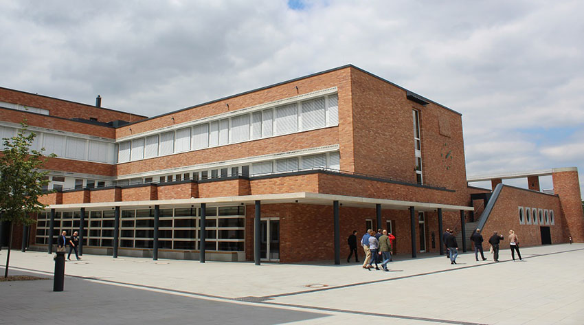 Dieses Schulgebäude in Nürnberg kann mittels reversibler...