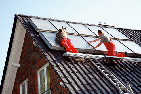 Eine solarthermische Anlage, die mit einer effizienten...