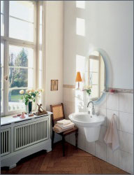 Badezimmer á la Boudoir der Serie "Celia" von Ideal.......