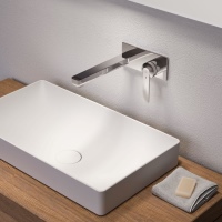 Wie gewohnt begeistert die neue Generation der KWC DOMO mit einer intuitiven, leichten Bedienung und Ergonomie. Der lange Hebel steht in der Tradition seiner Vorgänger – in charakteristischer, neuer Formgebung, vollendet mit einer feinen Optik und einer angenehmen Haptik.  <br />Bild: KWC
