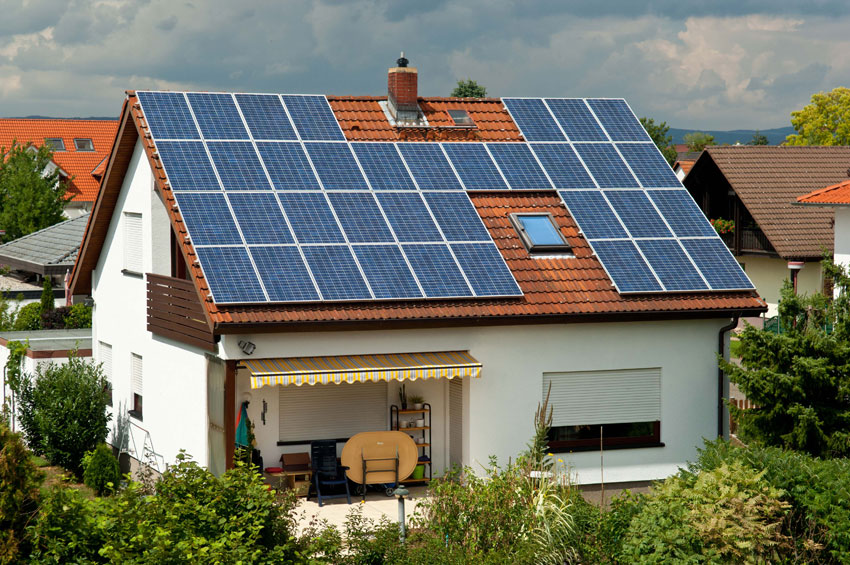Auf dem Dach montierte Photovoltaikanlagen: Zwei oder...