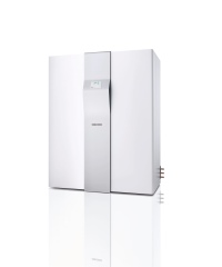 Ds Integralgerät LWZ 504 für Heizung, Lüftung, Warmwasserbereitung und Kühlung ist als LWZ-Balance-Version mit Druckkonstantregelung im Set mit den zugehörigen feuchtegeregelten Abluftventilen erhältlich.<br />Bilder:  Stiebel Eltron