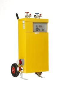 Voll funktionsfähige Heizzentrale (40 kW) mit neuen Aufheizprogrammen nach DIN 1264-4, integrierter Frostschutzsicherung und ergonomischem Bedienkomfort.