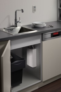 Er beansprucht außerdem äußerst wenig Platz und unterstützt durch seine dezentrale Versorgung die Trinkwasserhygiene. Bilder: AEG