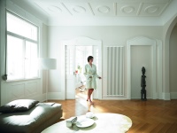 Durch verschiedene Farben und Formen kann Zehnder Charleston an jegliche Bau- und Designansprüche angepasst werden. Auch für Altbauten eignet er sich, dank seiner hohen Wärmeleistung, ideal.