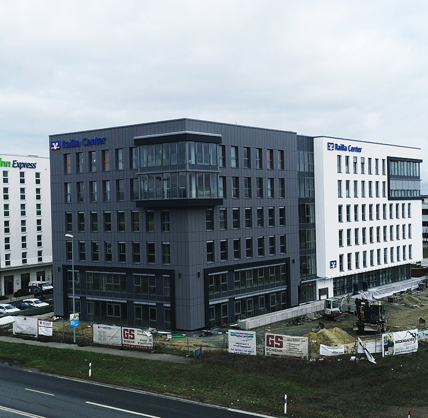 Das neue Raiba Center in Schwabach  verfügt über eine...
