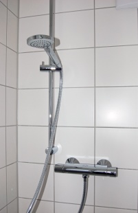 Der Thermostat-Selbstschlussmischer von Benkiser in.......