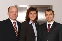 Die neue Geschäftsleitung von ÖkoFEN: v.l.n.r. Lothar Tomaschko, Beate Schmidt, Markus Knöpfle. Foto: ÖkoFEN<br /><br />