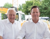 Dr. Jochen Opländer (Aktionär und Ehrenvorsitzender des Aufsichtsrats der WILO SE und Stifter der Wilo-Foundation) und Oliver Hermes (Vorstandsvorsitzender und CEO der WILO SE).<br />Bild: WILO