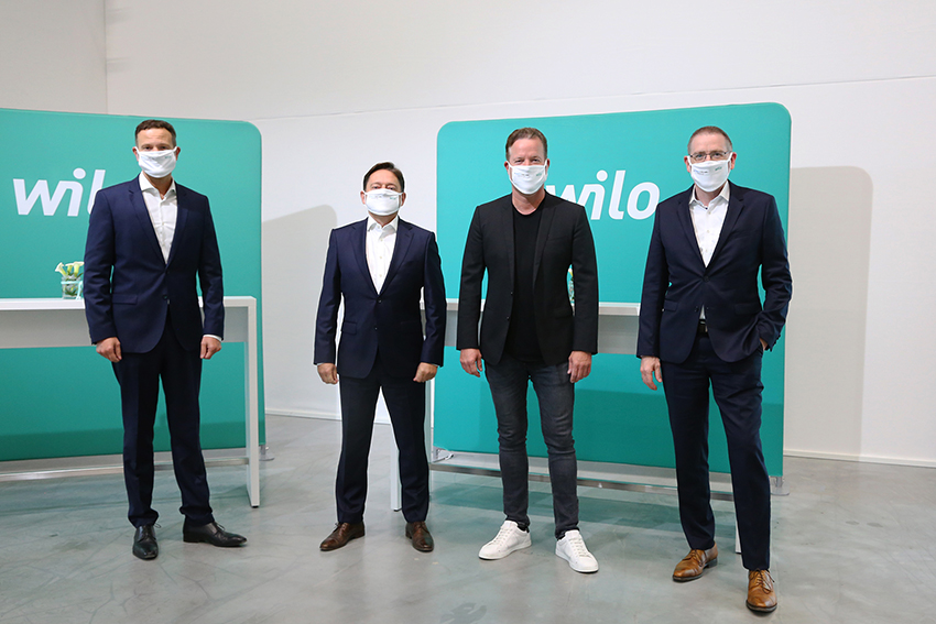 (v.l.n.r.): Dr. Patrick Niehr, CCO & Mitglied des Vorstands...