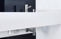 MBX 7 Lumino von CLAGE: <br />E-Kleindurchlauferhitzer im Set mit Armatur.