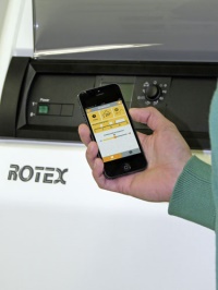 Über die App ROTEX Control lässt sich die Heizung bequem von unterwegs regeln.