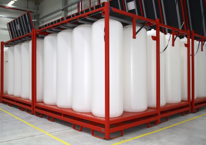 Kunststoffliner für den Thermotank: Roth verfügt über...