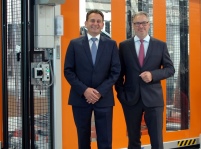 Die SOLARWATT-Geschäftsführer Carsten Bovenschen und.......