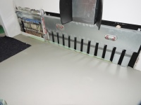 Die Module der Verteilerstation für die Fußbodenheizung und die Luftverteilerstation konnten platzsparend integriert werden.<br />Bilder: Dr. Schwarz, Eggelsberg.