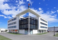 Das ALENA Kompetenzzentrum für ganzheitliches Bauen & Wohnen in Gießen: Hier wird das konzeptionelle und handwerkliche Know-how etablierter Gebäudetechnik-Unternehmen gebündelt – für eine professionelle Komplettbetreuung „am Bau“.