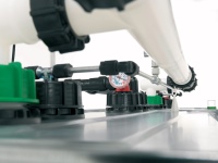 Obenbefüllsysteme mit Tankinhaltsanzeige sorgen bei modernen Öltanks für die genaue Angabe der möglichen Nachbetankung. Dadurch kann der Freiraum im Behälter ermittelt werden und der Tankwagenfahrer kann die zu liefernde Ölmenge entsprechend exakt einstellen. So können Befüllschäden effektiv vermieden werden. Hintergrundinformationen hierzu unter <a href="http://sicherer-oeltank.de/"target="_blank">www.sicherer-öltank.de</a>. 