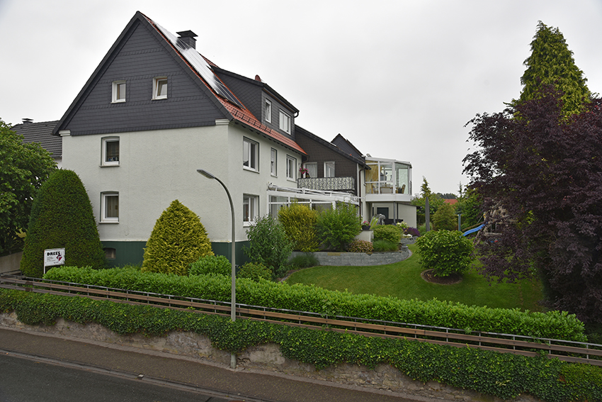Das Wohn- und Geschäftshaus von Familie und SHK-Unternehmen...