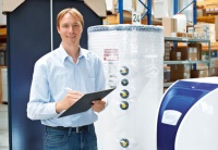 Mark Bettermann, System- und Regelungstechniker bei MHG, sorgt mit einer effizienten Systemtechnik für das perfekte Zusammenspiel aller Komponenten.